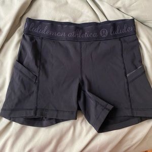 Lululemon Shorts with pockets